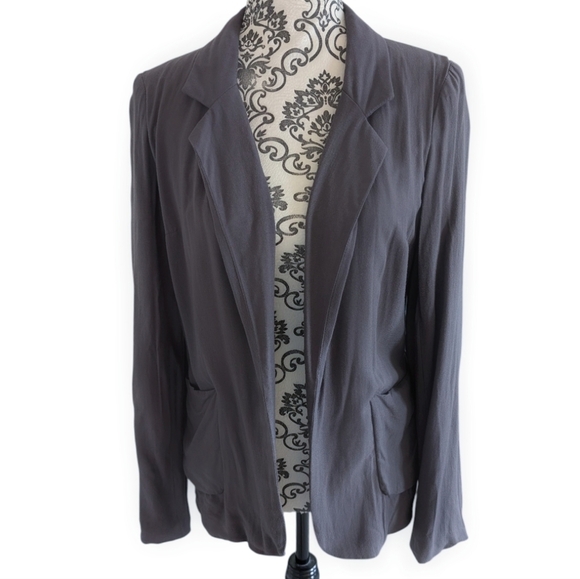 Aritzia Talula Kent Blazer Open Front Rayon Grey Lined Pockets Women's size 6 - Picture 6 of 11